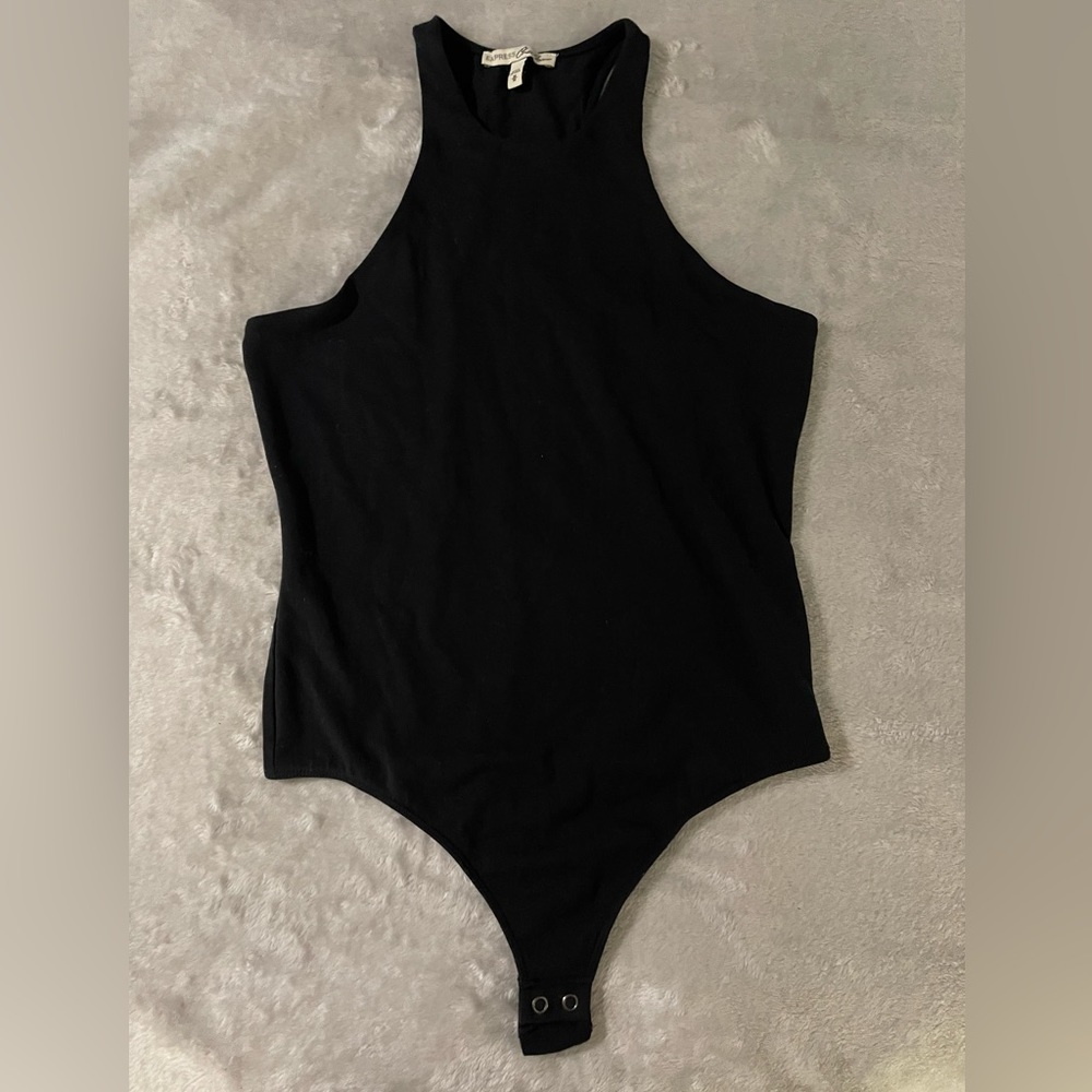 Express, size M, bodysuit
